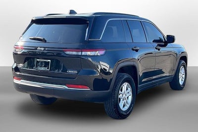 2024 Jeep Grand Cherokee Laredo 4x4