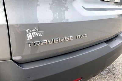 2023 Chevrolet Traverse LT Cloth