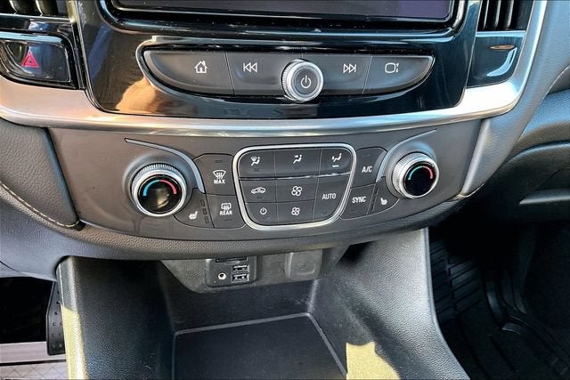 2021 Chevrolet Traverse RS