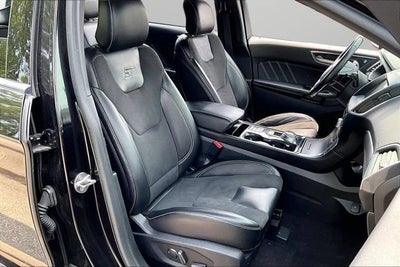 2019 Ford Edge ST