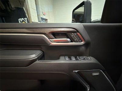 2025 Chevrolet Silverado 3500 HD LTZ