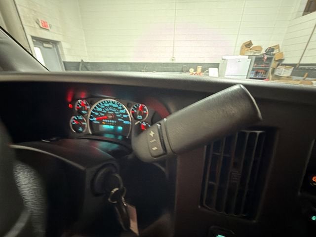 2023 Chevrolet Express Cargo 2500 WT