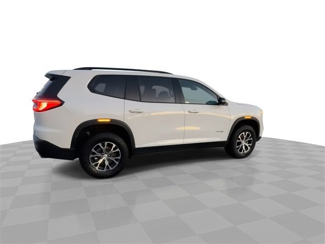 2024 GMC Acadia AT4
