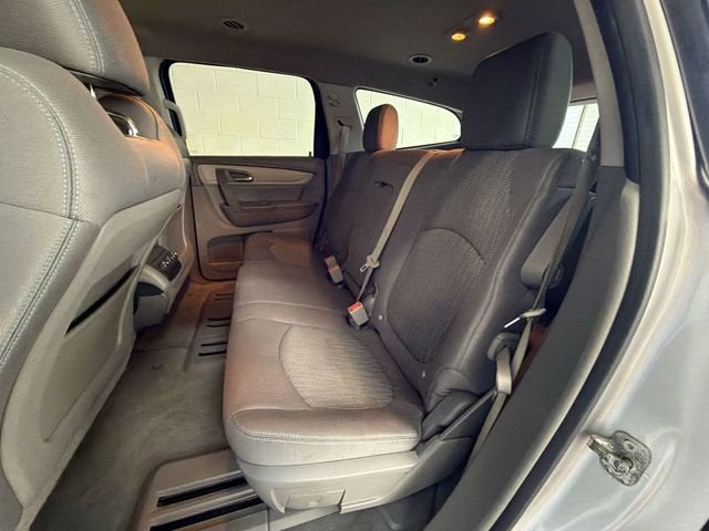 2016 Chevrolet Traverse LS