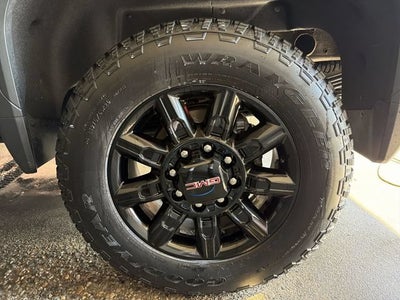 2024 GMC Sierra 2500 HD AT4