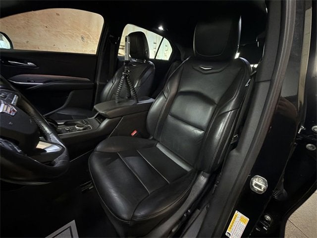 2021 Cadillac XT4 Premium Luxury