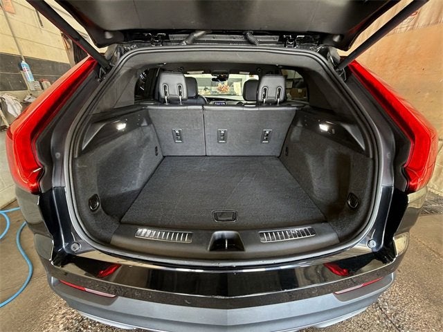 2021 Cadillac XT4 Premium Luxury