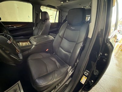2016 Cadillac Escalade Luxury Collection