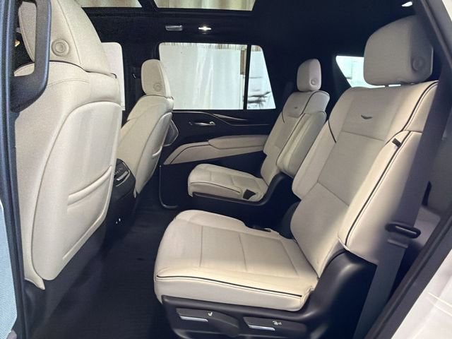 2022 Cadillac Escalade Sport