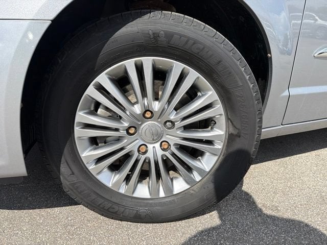 2014 Chrysler Town & Country Touring-L