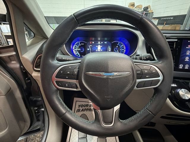 2018 Chrysler Pacifica Hybrid Touring L