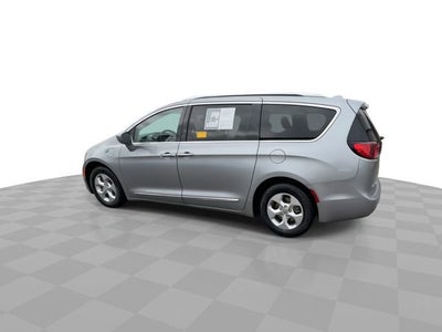 2018 Chrysler Pacifica Hybrid Touring L