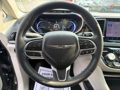 2023 Chrysler Pacifica Hybrid Limited