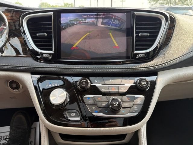 2023 Chrysler Pacifica Hybrid Limited