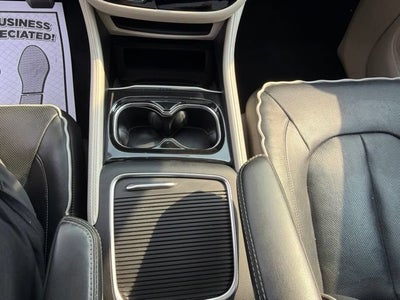 2023 Chrysler Pacifica Hybrid Limited