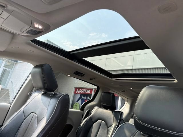2023 Chrysler Pacifica Hybrid Limited