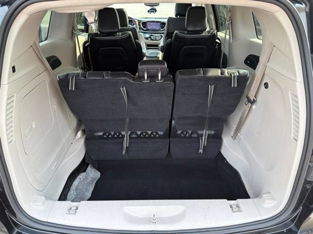 2023 Chrysler Pacifica Hybrid Limited
