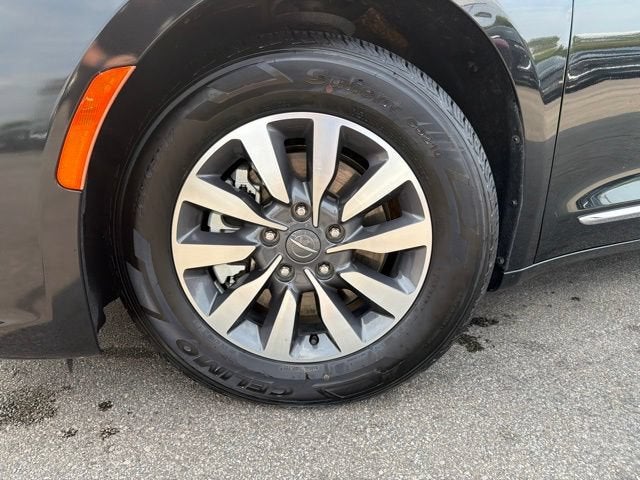 2023 Chrysler Pacifica Hybrid Limited
