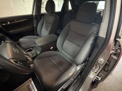 2012 Kia Sorento LX