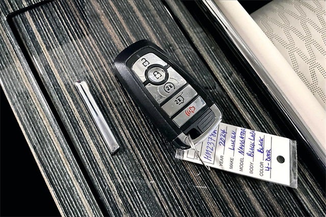 2024 Lincoln Navigator Black Label