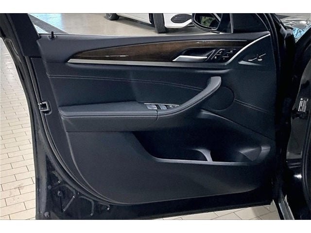 2023 BMW X4 xDrive30i