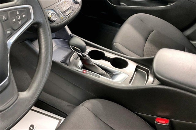 2022 Chevrolet Malibu LS 1FL