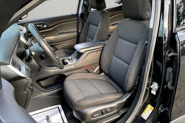 2022 GMC Acadia SLE