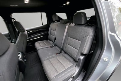 2024 Chevrolet Traverse LS