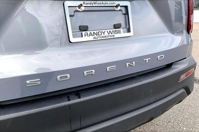 2022 Kia Sorento LX
