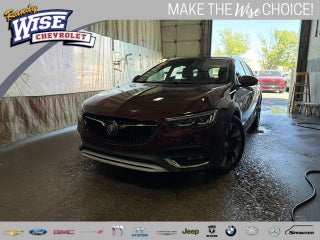 2019 Buick Regal TourX Essence