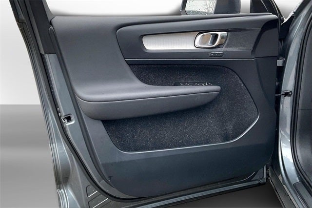 2019 Volvo XC40 Momentum