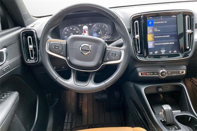 2019 Volvo XC40 Momentum