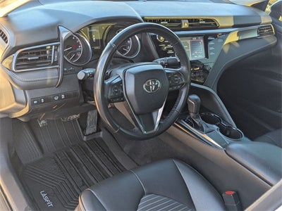 2019 Toyota CAMRY SE