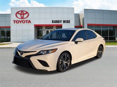 2019 Toyota CAMRY SE