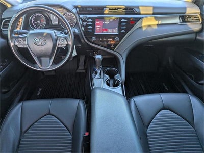 2019 Toyota CAMRY SE