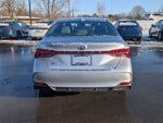 2019 Toyota AVALON HYBRID XLE Plus