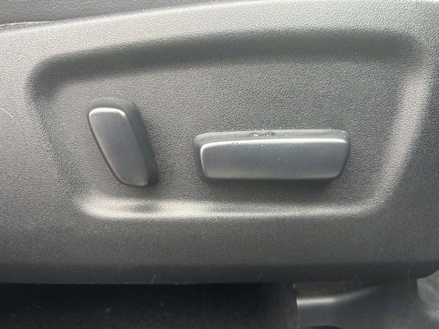 2016 Toyota HIGHLANDER HYBRD Limited Platinum