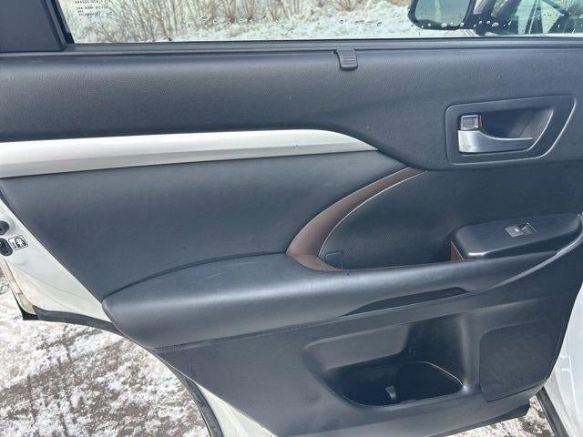 2018 Toyota HIGHLANDER XLE