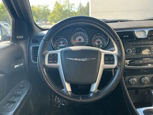 2011 Chrysler 200 Limited