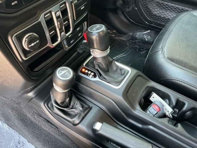 2020 Jeep Wrangler Unlimited Sahara Altitude