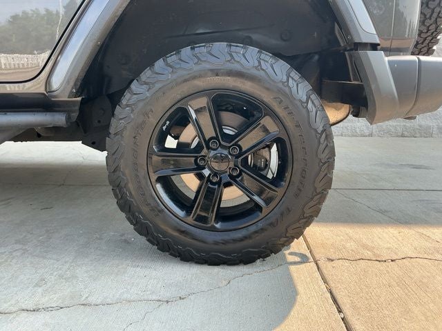 2020 Jeep Wrangler Unlimited Sahara Altitude