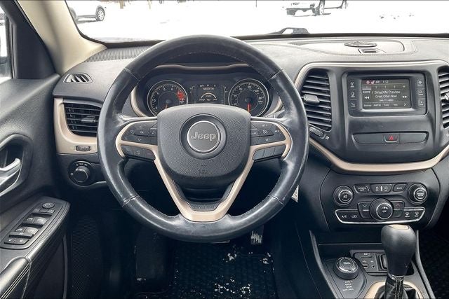 2016 Jeep Cherokee Sport