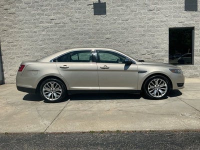 2018 Ford Taurus Limited