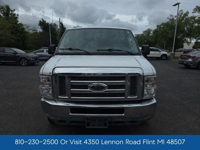 2010 Ford E-350SD XLT