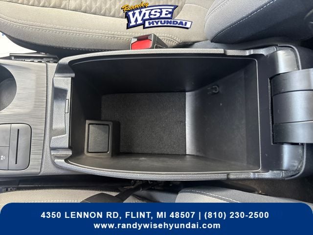 2022 Ford Escape Hybrid SE