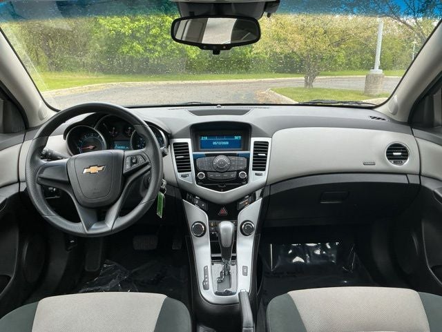 2012 Chevrolet Cruze LS