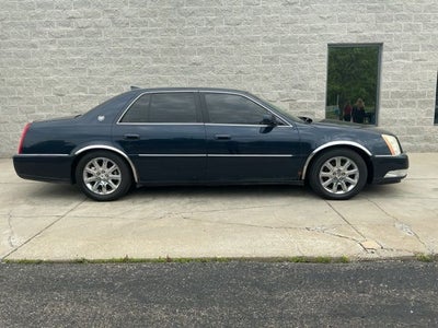 2009 Cadillac DTS Base