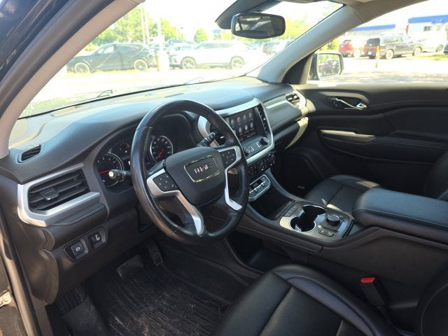 2022 GMC Acadia SLT