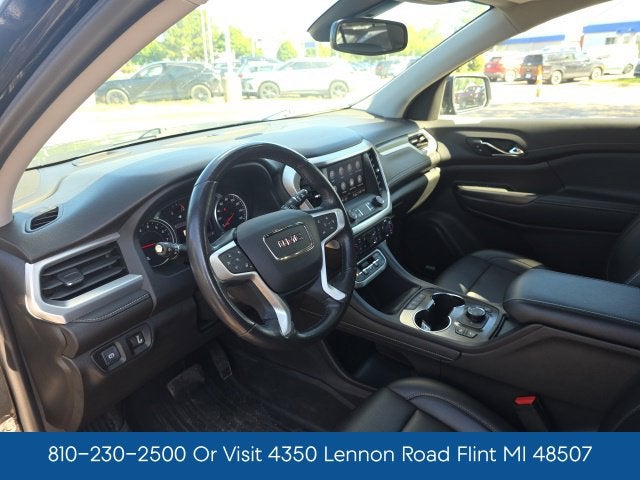 2022 GMC Acadia SLT