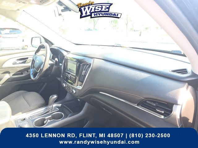 2018 Chevrolet Traverse LT Cloth w/1LT